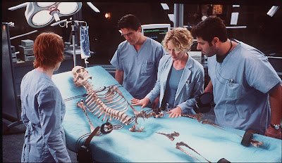 Hollow Man (2000) Story, Cast, Trailer & Where to Watch